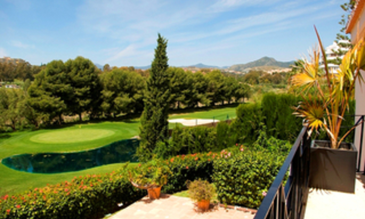 Frontline golf villa for sale in Marbella - Costa del Sol 4