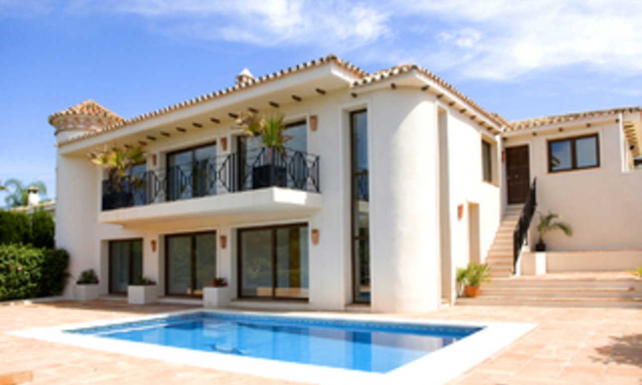 Frontline golf villa for sale in Marbella - Costa del Sol 0