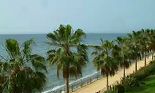 Beachfront apartment for sale, centre Marbella 2