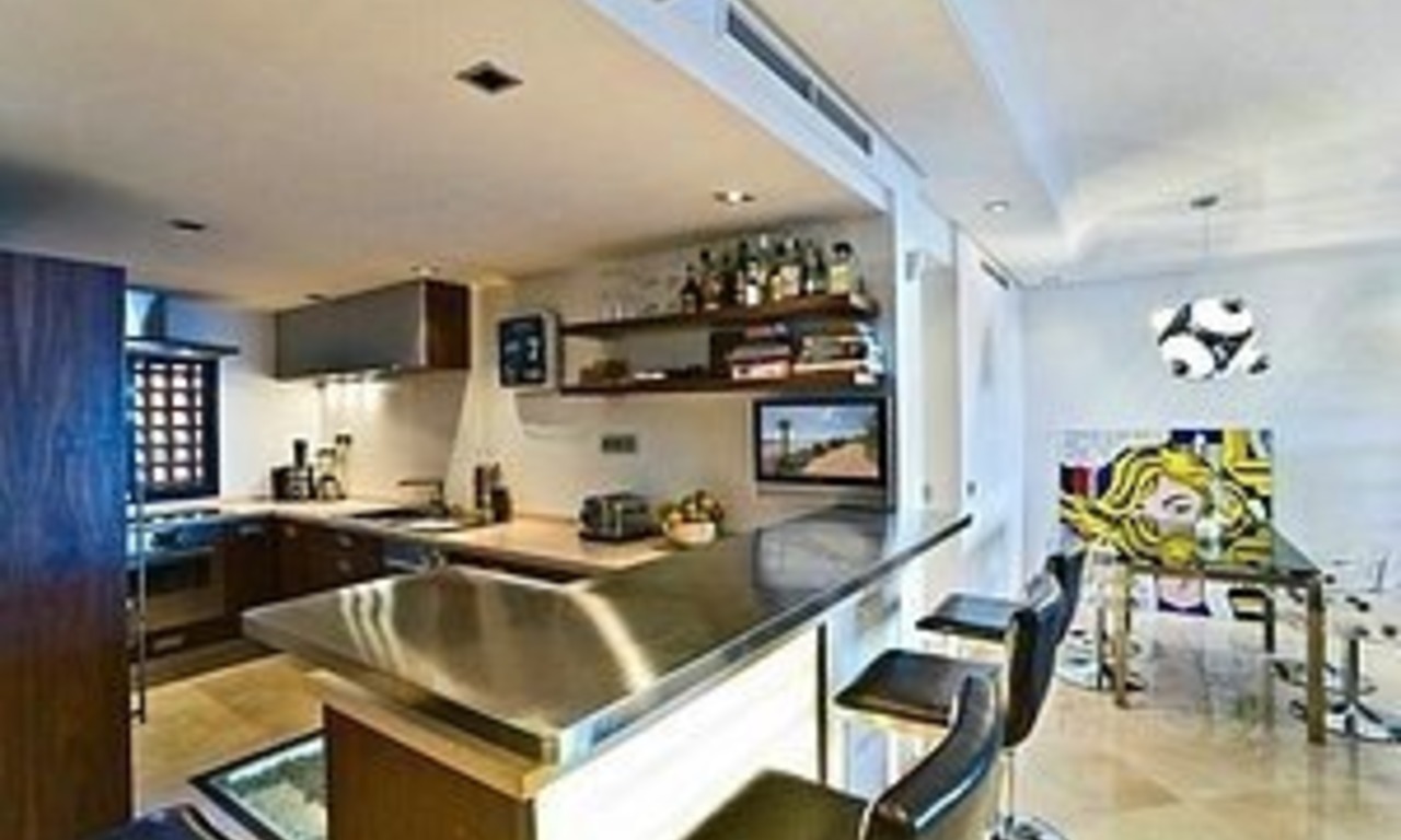 Frontline beach Penthouse apartment for sale, New Golden Mile, Marbella - Estepona 10