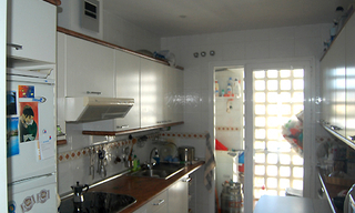 Beachside apartment for sale, 2nd line beach, Puerto Banus - Marbella 12