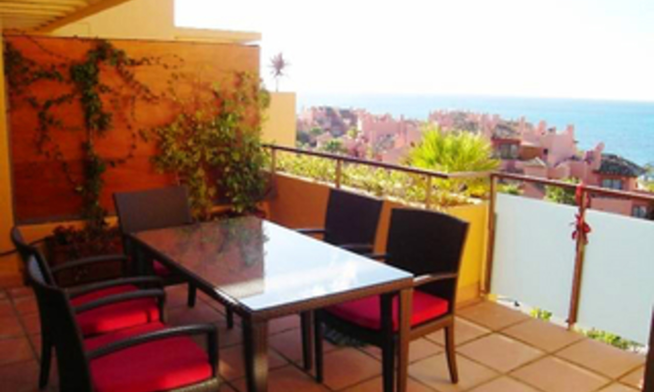 Pre Bank reposession property, beachside Penthouse apartment for sale, Marbella - Estepona, Costa del Sol 5