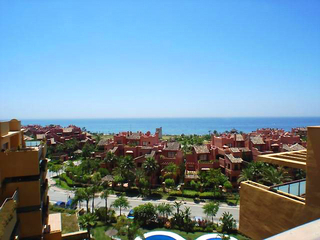 Pre Bank reposession property, beachside Penthouse apartment for sale, Marbella - Estepona, Costa del Sol