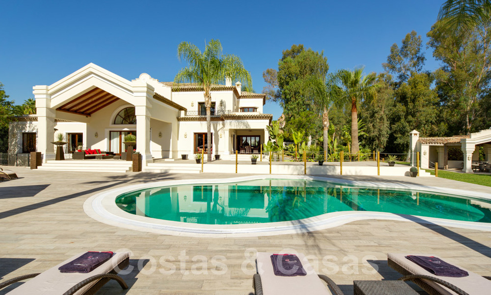 For Sale: Large and Luxury Front-Line Golf Villa in Nueva Andalucía, Marbella 21590