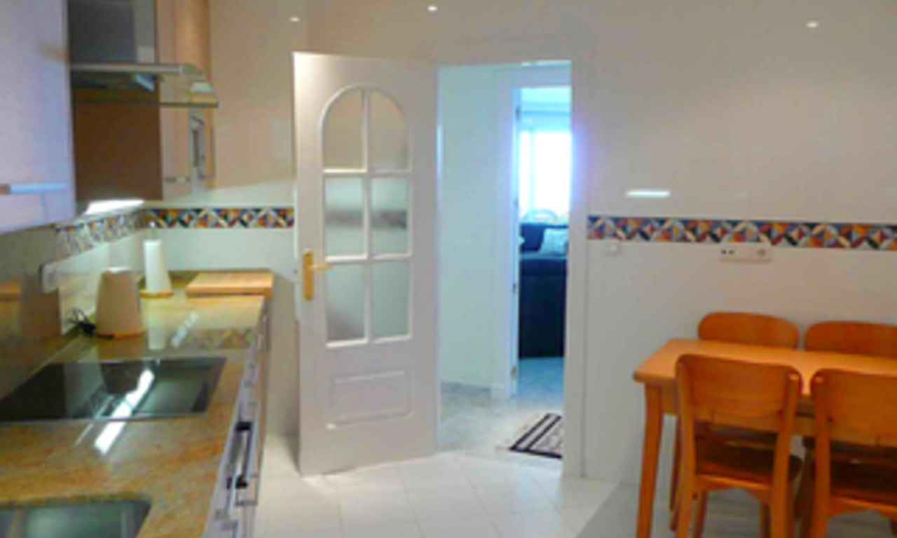 Beachfront apartment to buy, Golden Mile, Puerto Banus - Marbella 5