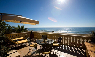 Beachfront villa for sale in Marbella east, Costa del Sol 3