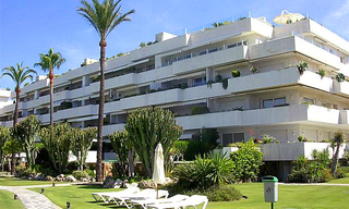 Beachfront luxury apartment for sale in Los Granados, Puerto Banus - Marbella 1