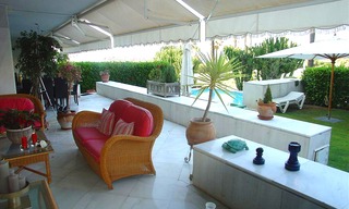 Beachfront luxury apartment for sale in Los Granados, Puerto Banus - Marbella 4