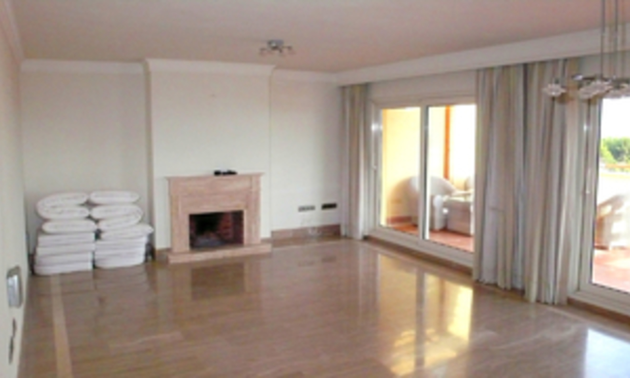 Luxury Penthouse apartment for sale in “Condado de Sierra Blanca”, Golden Mile - Marbella 5