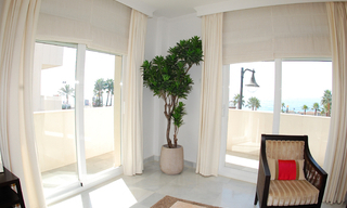 New frontline beach penthouse for sale, on the boulevard in the centre of Estepona 7