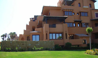 Beachfront luxury penthouse apartment for sale, on the New Golden Mile, between Marbella and Estepona 10
