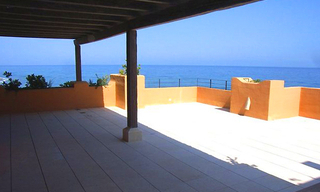 Beachfront luxury penthouse apartment for sale, on the New Golden Mile, between Marbella and Estepona 3