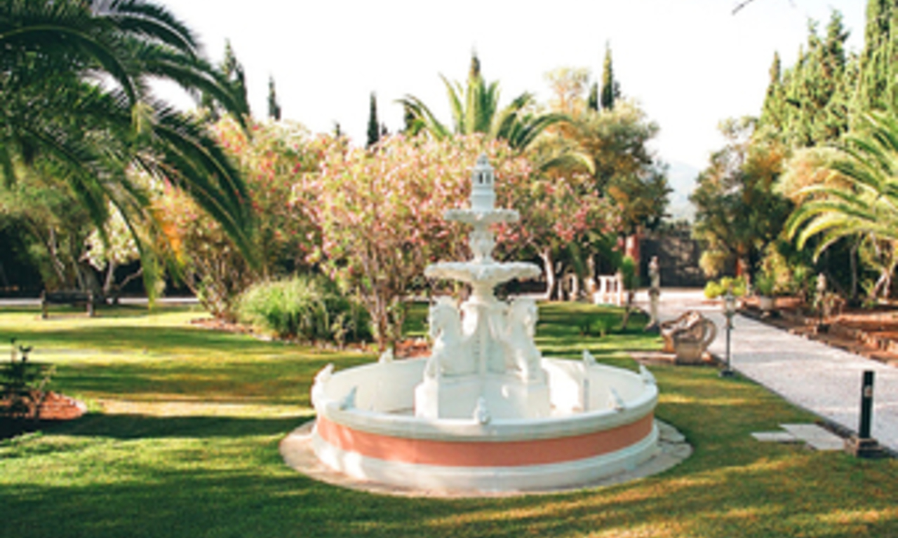 Villa / Country estate for sale close to Ronda at the Costa del Sol, Andalucia, Spain 4