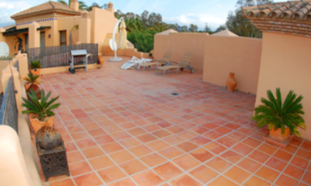 Large penthouse apartment for sale in the area Benahavis - Marbella 18