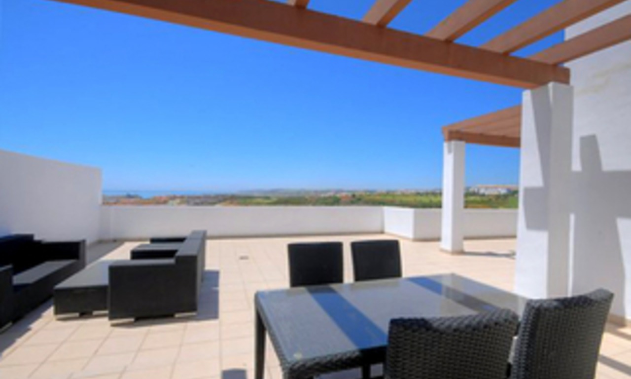 Contemporary new apartments and penthouses for sale, on a golf resort, Costa del Sol 3
