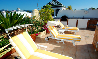 Spacious frontline beach penthouse for sale, New Golden Mile, between Marbella and Estepona. 9
