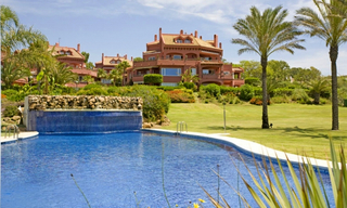 Apartment for sale at frontline beach complex in Elviria, Marbella 4