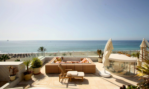Frontline beach luxury penthouse for sale in Puerto Banus - Marbella 