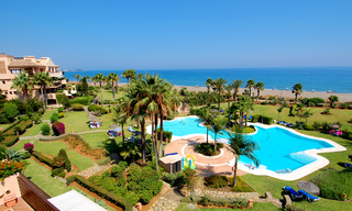 Frontline beach penthouse for sale - New Golden Mile between Puerto Banus (Marbella) and the centre of Estepona 1