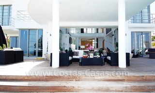 Distressed sale - Modern style villa for sale in a gated golf resort between Marbella, Benahavis and Estepona 7