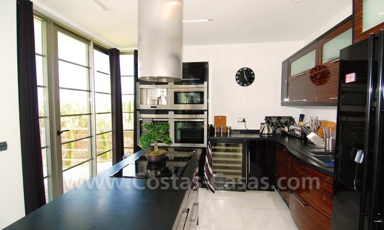 Distressed sale - Modern style villa for sale in a gated golf resort between Marbella, Benahavis and Estepona 19