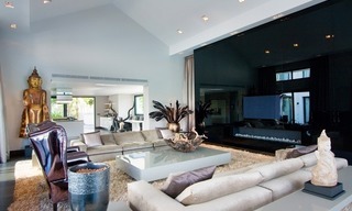 Contemporary new luxury villa for sale exclusive beachside Los Monteros Playa - Marbella 10