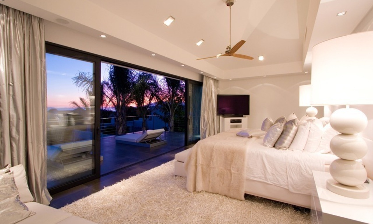 Contemporary new luxury villa for sale exclusive beachside Los Monteros Playa - Marbella 21