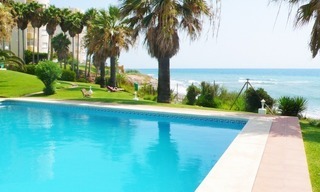 Frontline beach apartment for sale in Mijas, Costa del Sol 3