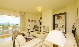 Frontline beach garden apartment for sale in Cabopino, Marbella 8