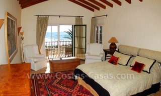 Beachfront exclusive villa for sale, frontline beach, Los Monteros - Bahia de Marbella - Marbella 12