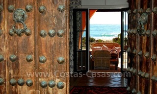 Beachfront exclusive villa for sale, frontline beach, Los Monteros - Bahia de Marbella - Marbella 7