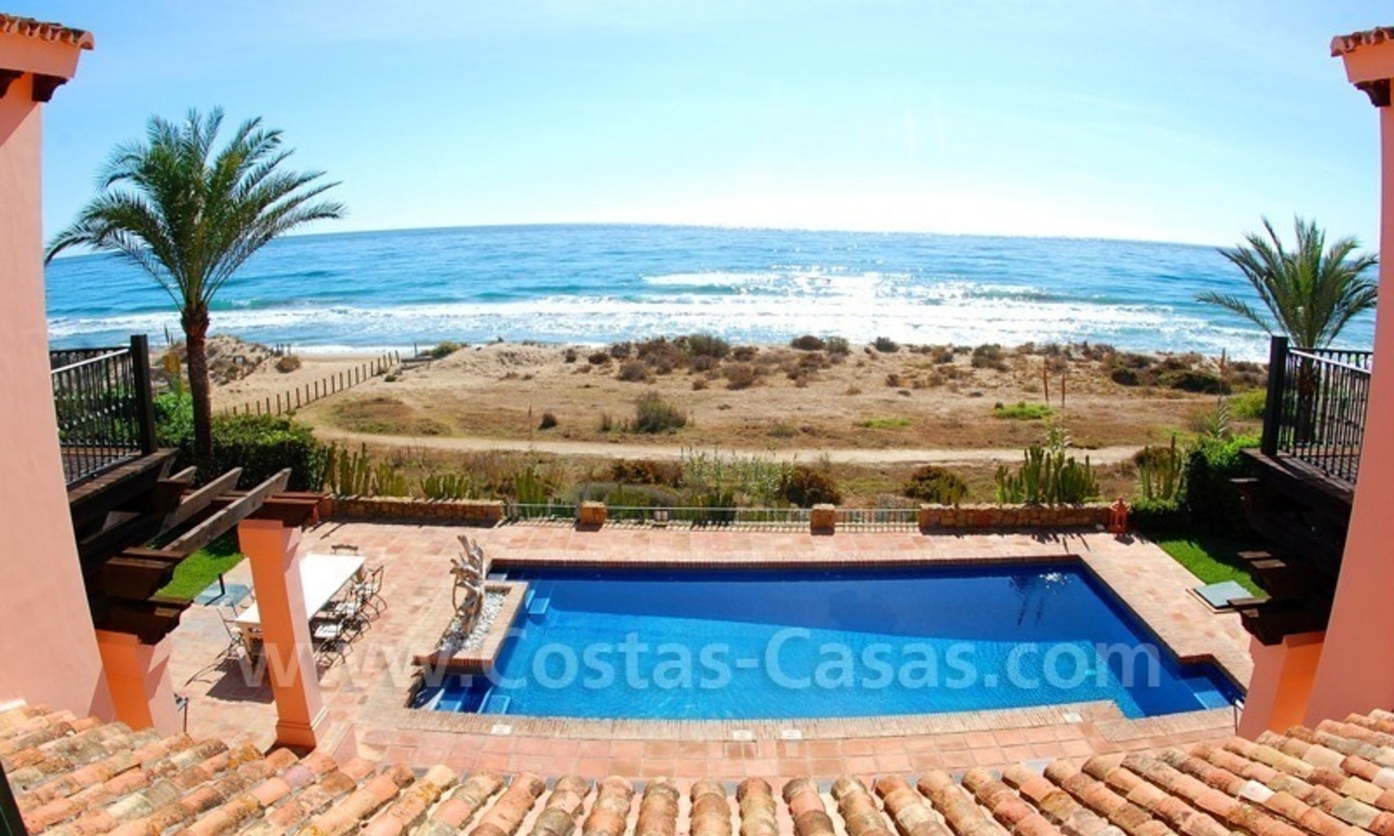 Beachfront exclusive villa for sale, frontline beach, Los Monteros - Bahia de Marbella - Marbella 13