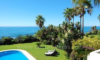 Exclusive frontline beach villa for sale, Marbella - Estepona 1