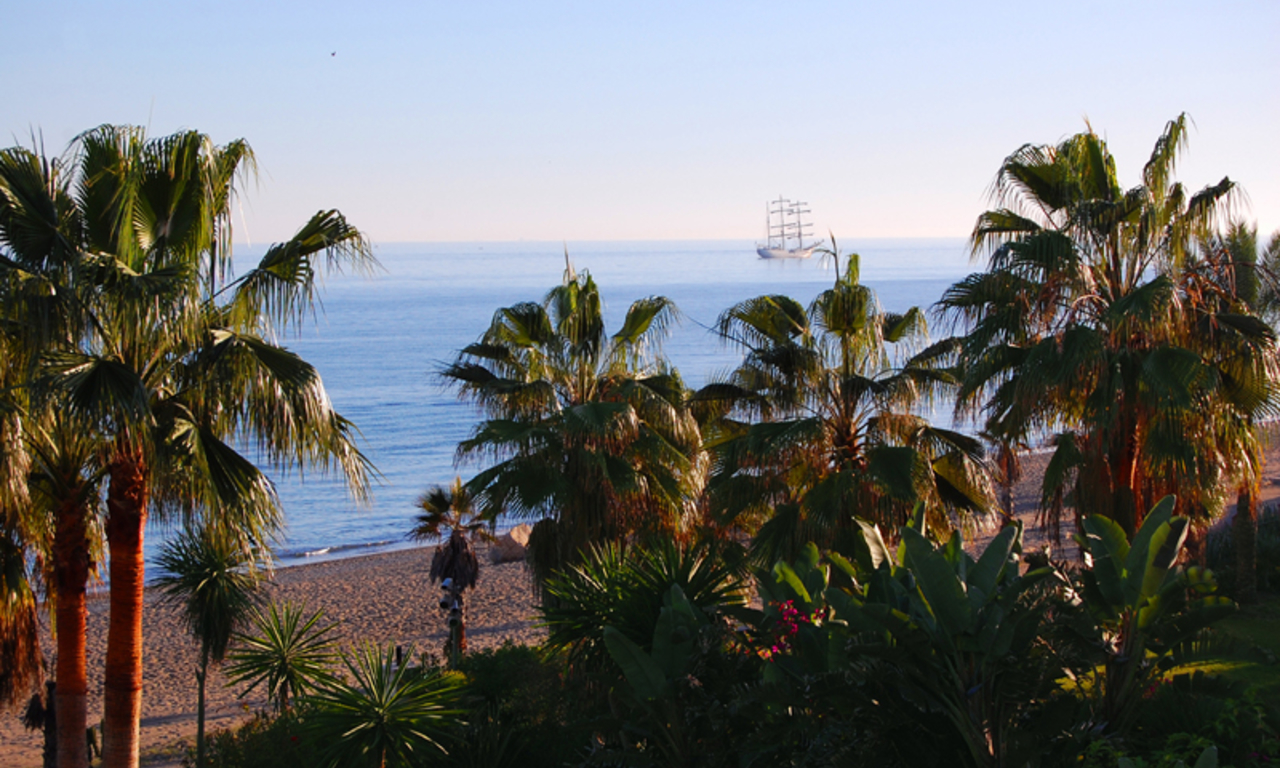 Beachfront apartments and houses for sale - Golden Mile - Marbella 4