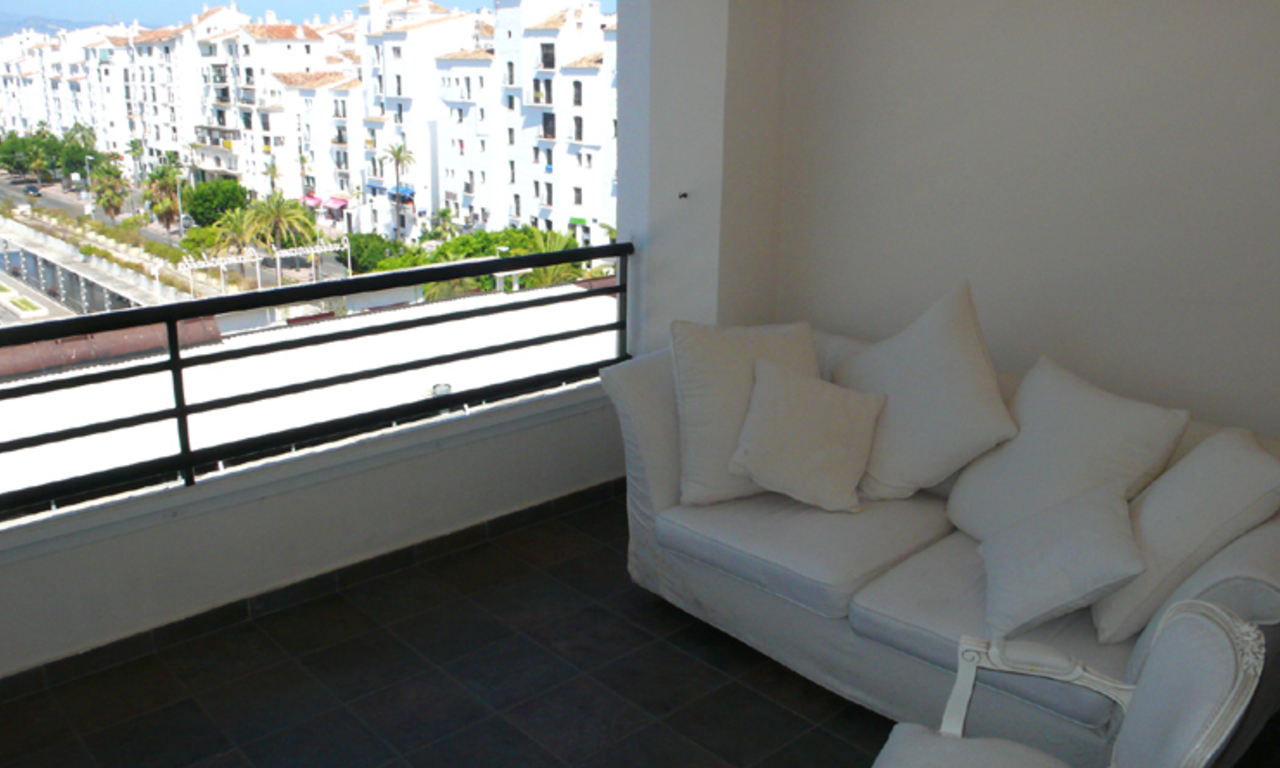 Penthouse apartment for sale in Puerto Banus, Marbella 6
