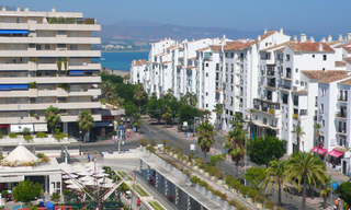 Penthouse apartment for sale in Puerto Banus, Marbella 2