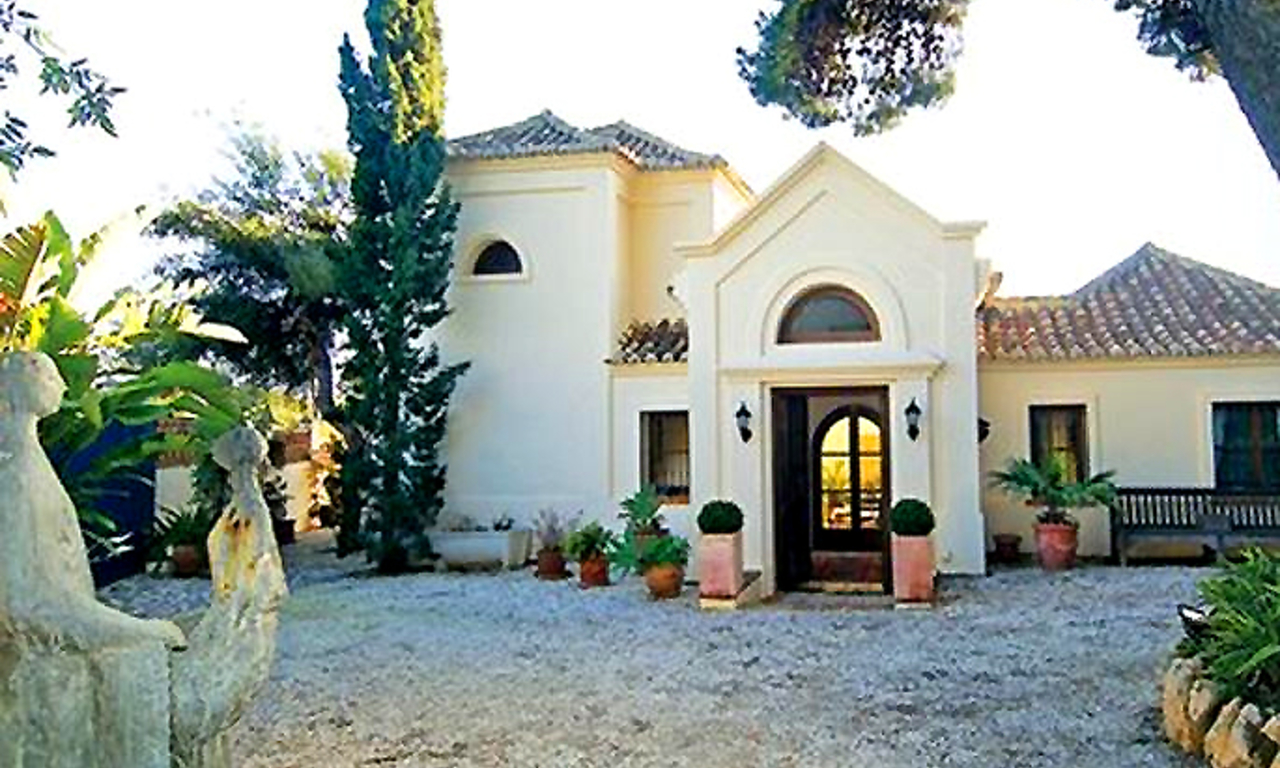 Villa for sale, El Rosario, Oost Marbella 2