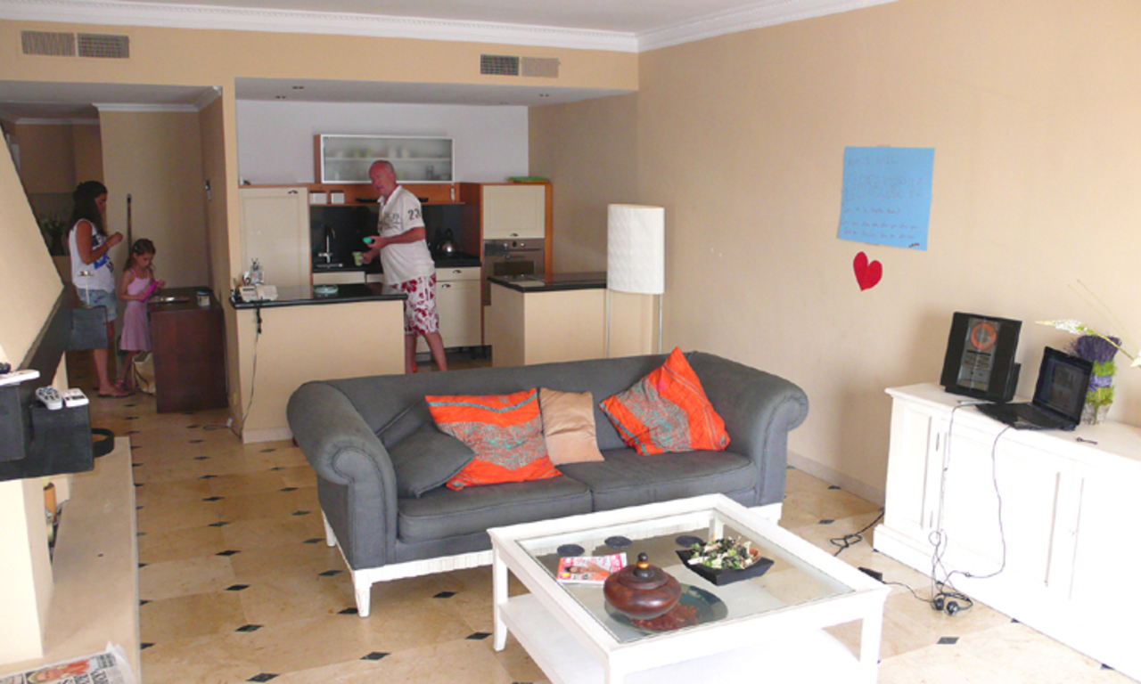 Frontline Port apartment for sale, Puerto Banus, Marbella 2