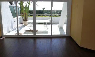 Beachfront, frontline beach apartment for sale, Golden Mile, Marbella – Puerto Banus 13