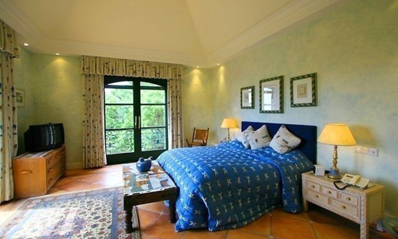 Luxury villa for sale, Gated secure golf resort, Marbella - Benahavis area, gated and secure golf resort 12