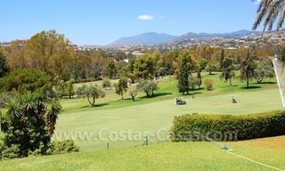 Bargain Frontline golf Townhouses for sale in Nueva Andalucia, Marbella 2
