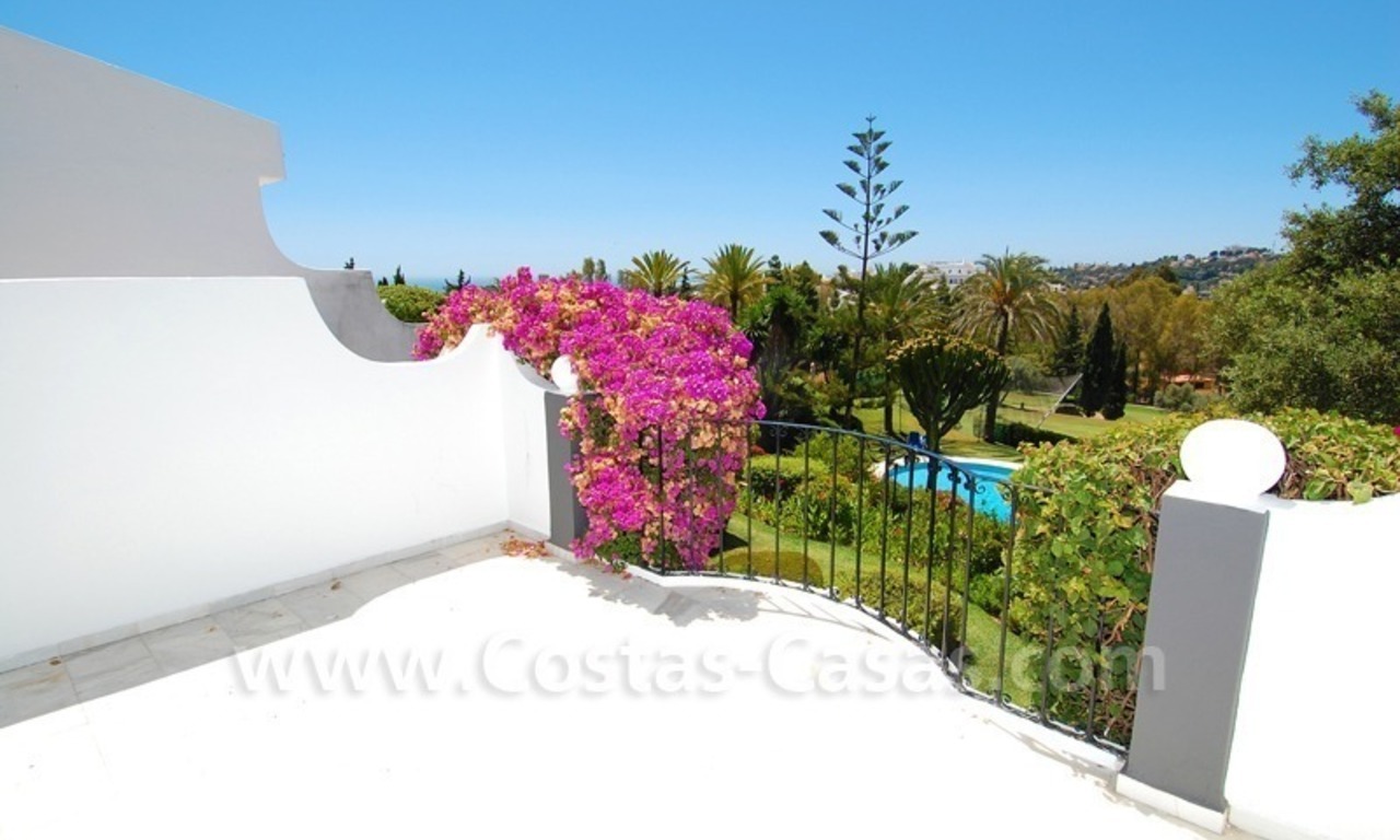 Bargain Frontline golf Townhouses for sale in Nueva Andalucia, Marbella 12