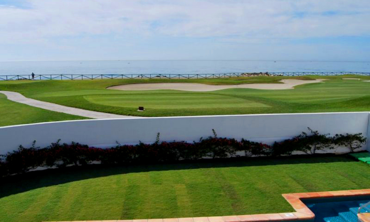 Frontline beach and front line golf villa for sale in Marbella 1