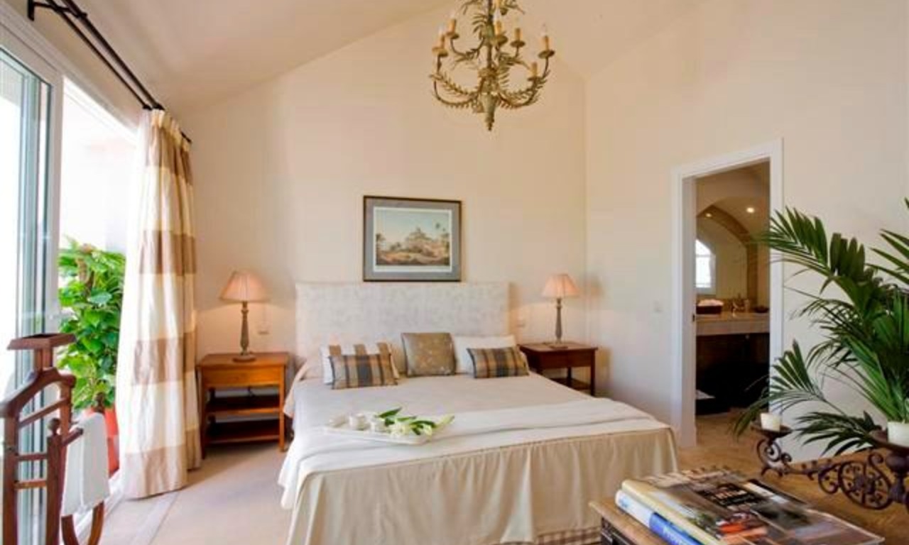 Frontline golf apartments and penthouse for sale in Golf resort Marbella - Benahavis - Estepona 6