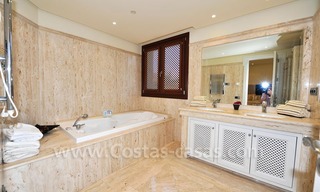 Los Monteros Playa – Marbella: exclusive frontline beach penthouse apartment for sale 23