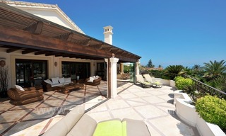 Los Monteros Playa – Marbella: exclusive frontline beach penthouse apartment for sale 5