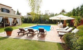 Elegant exclusive villa for sale near Puerto Banus in Marbella 2