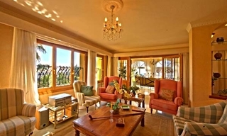 Spacious villa for sale in El Rosario with very nice views in East Marbella 7