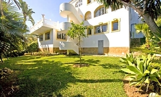 Spacious villa for sale in El Rosario with very nice views in East Marbella 2