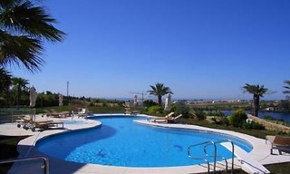 Contemporary luxury villa for sale, frontline golf, Marbella - Benahavis 8